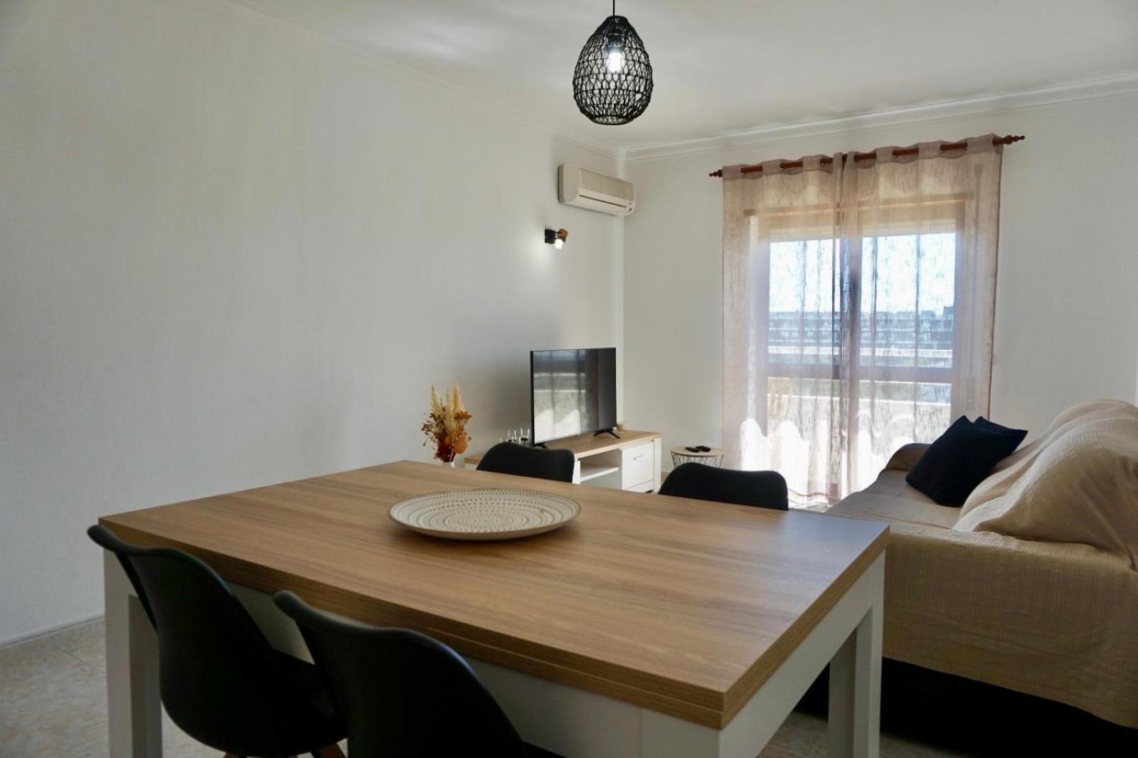 Appartamento Cozy Alvor Retreat - Sunset Balcony, Wi-Fi & Ac Esterno foto